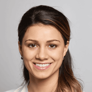 GLOWE Class of 2024-2025: Olga Reynbakh, MD, MS